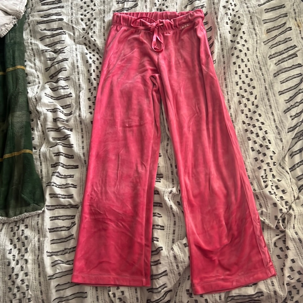 small pink velvet pants!!